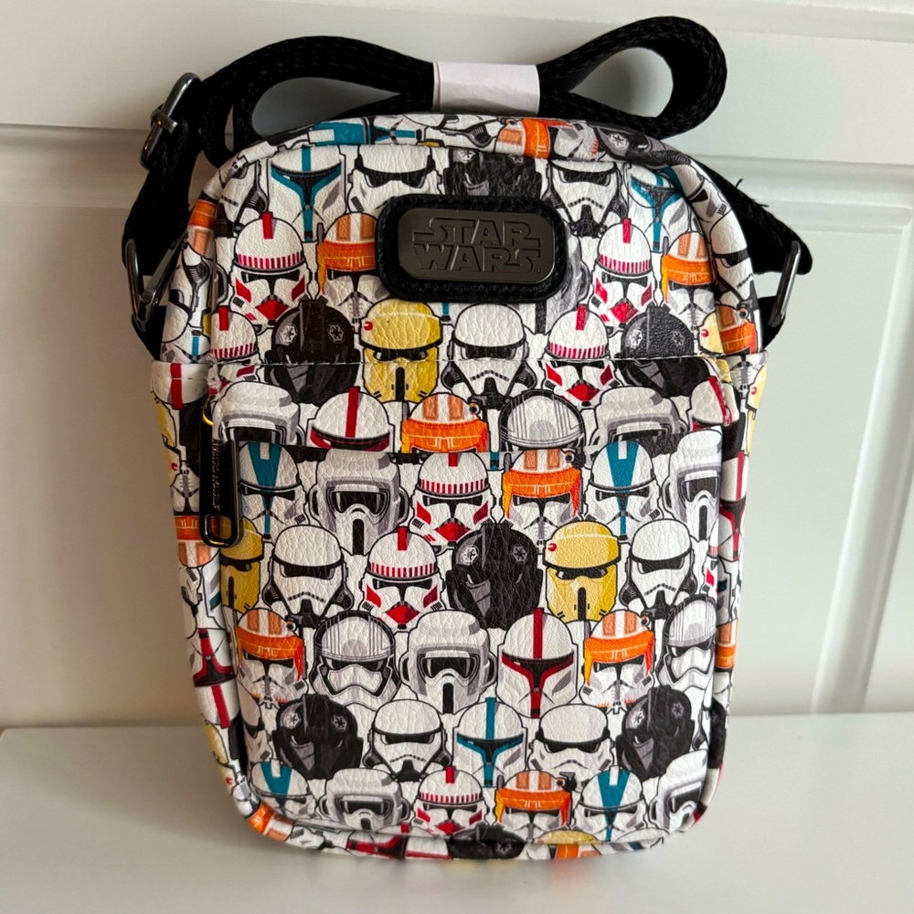 Disney Star Wars Helmets of the Galaxy Parks Crossbody Bag NWT Buckle-Down